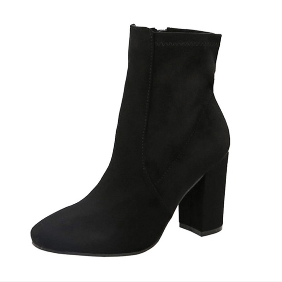 NEW Nessa Booties- in Black - Picture 2 of 5